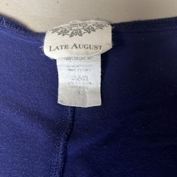 Basic Blue Tshirt with ties on sleeves - Picture 3 of 8